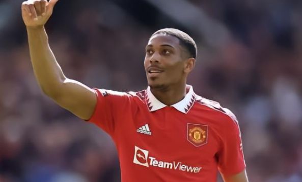 舞台上迈出 舞台上迈出